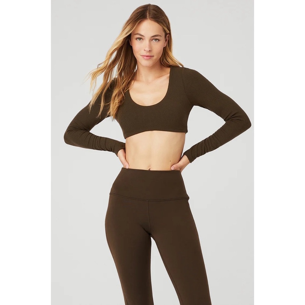 Alo Yoga Ribbed Defined Long‎ Sleeve Bra Cropped Top in Espresso Brown